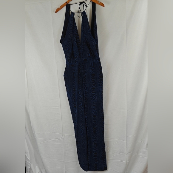 Diane Von Furstenberg Silk Blue Black Silk Swirl Tie V-neck Jumpsuit Size 6 - Picture 10 of 16